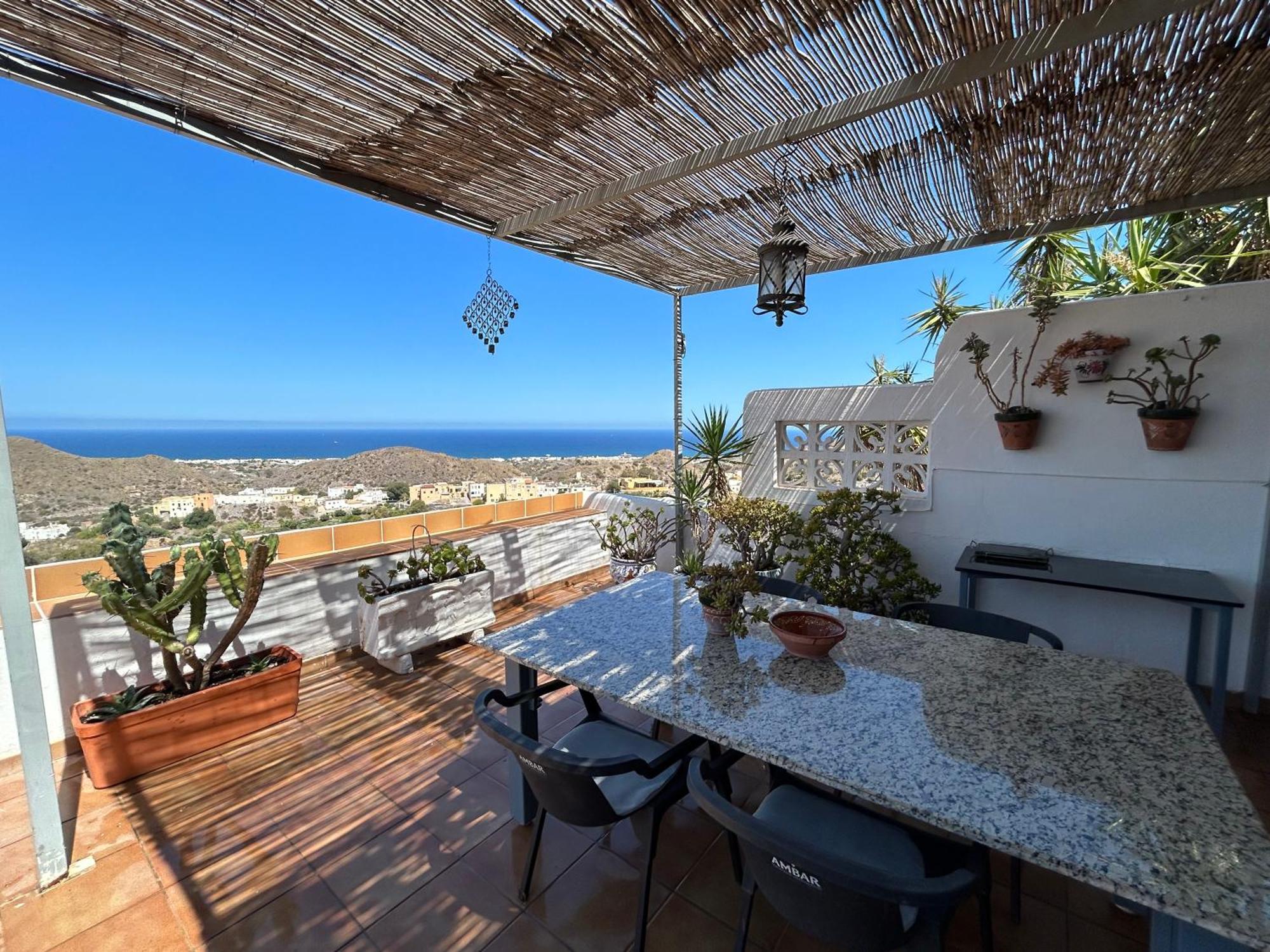 Apartment With A Great Terrace, Sea And Land Views موخاكار المظهر الخارجي الصورة