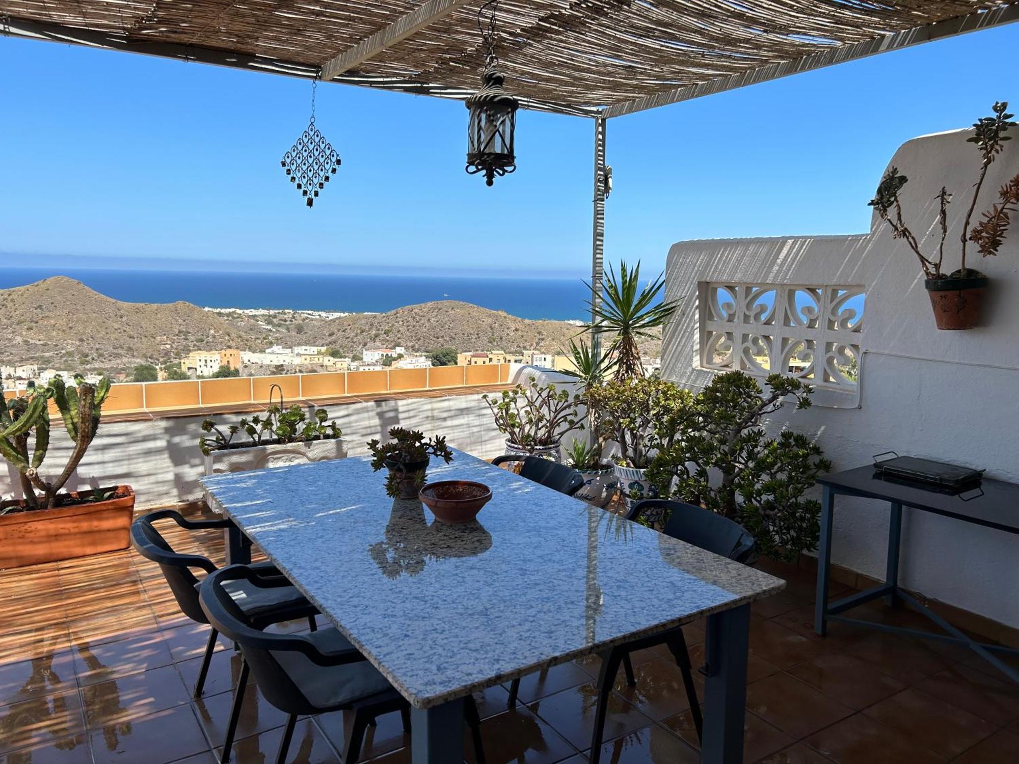 Apartment With A Great Terrace, Sea And Land Views موخاكار المظهر الخارجي الصورة